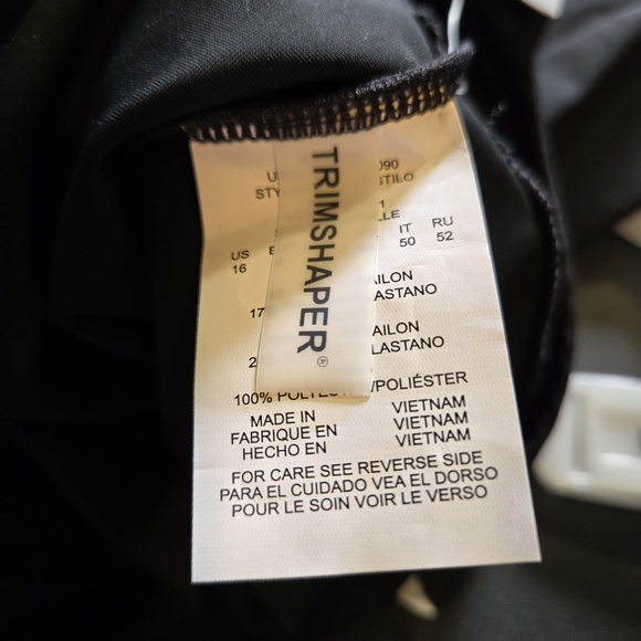 Black Mini Skater Swim Skirt - Picture 6 of 7